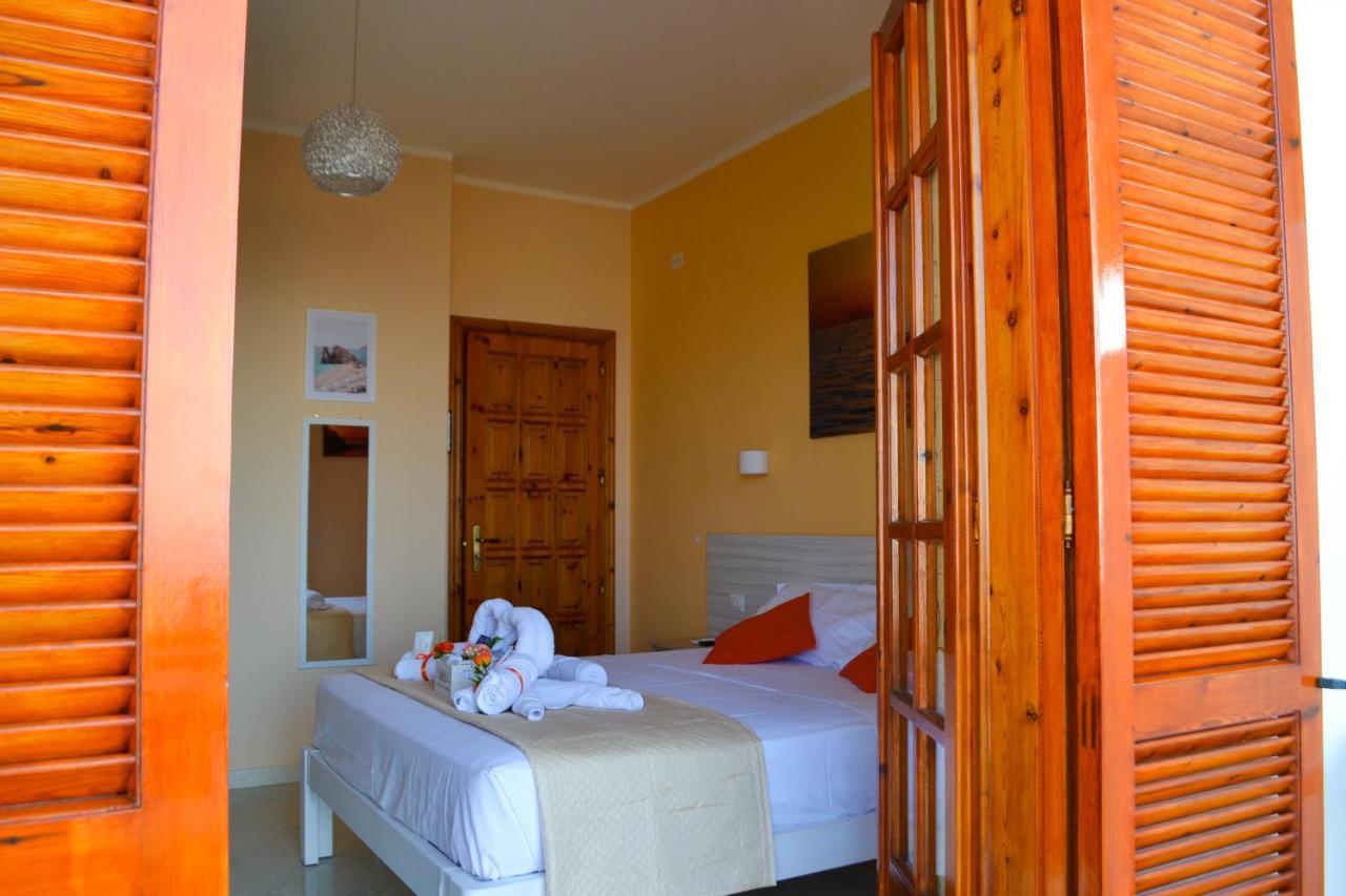 Le Twins -Bed And Breakfast Тропеа Екстериор снимка