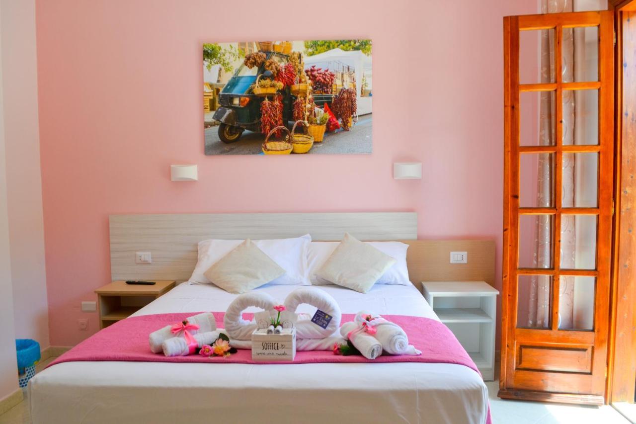 Le Twins -Bed And Breakfast Тропеа Екстериор снимка