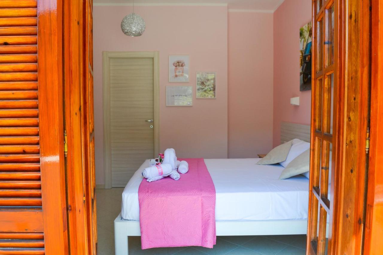Le Twins -Bed And Breakfast Тропеа Екстериор снимка